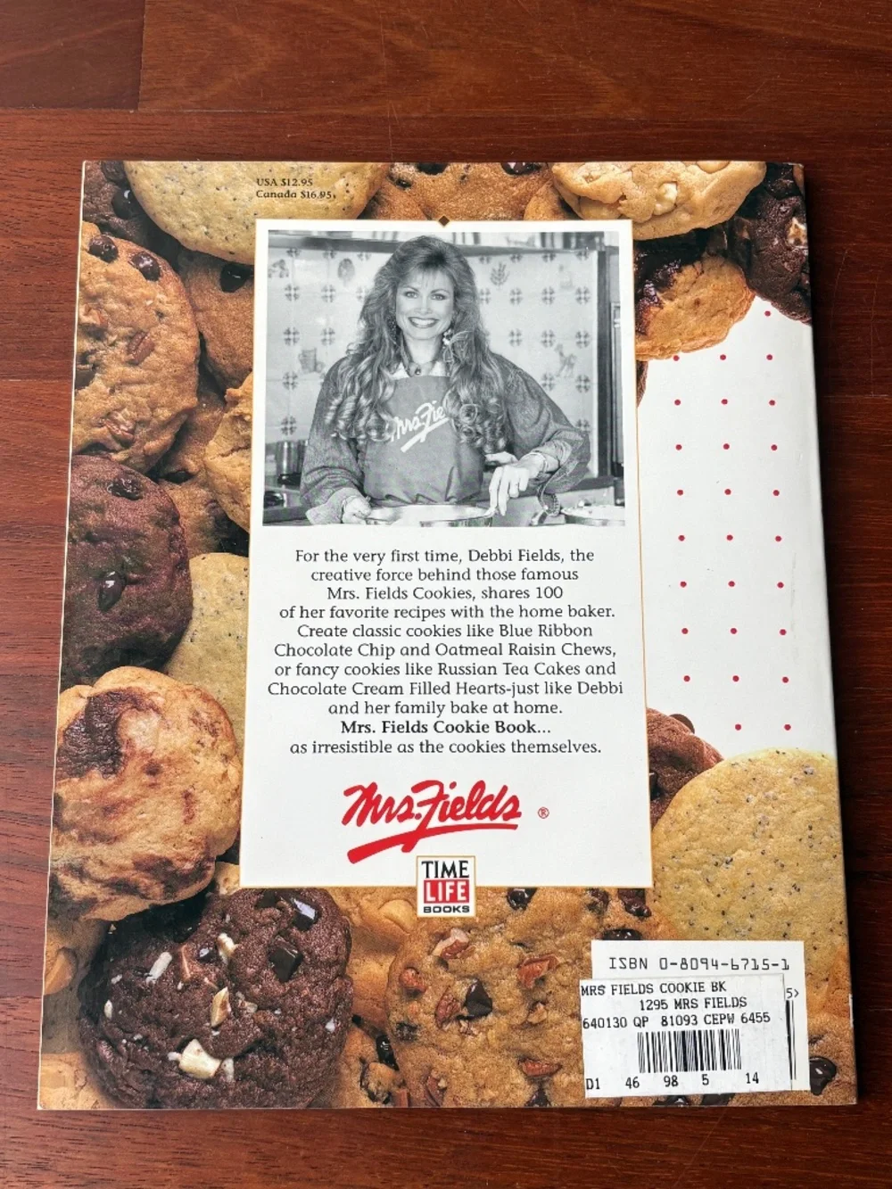 🍪 Bake the Legend: Mrs. Fields Cookie Book